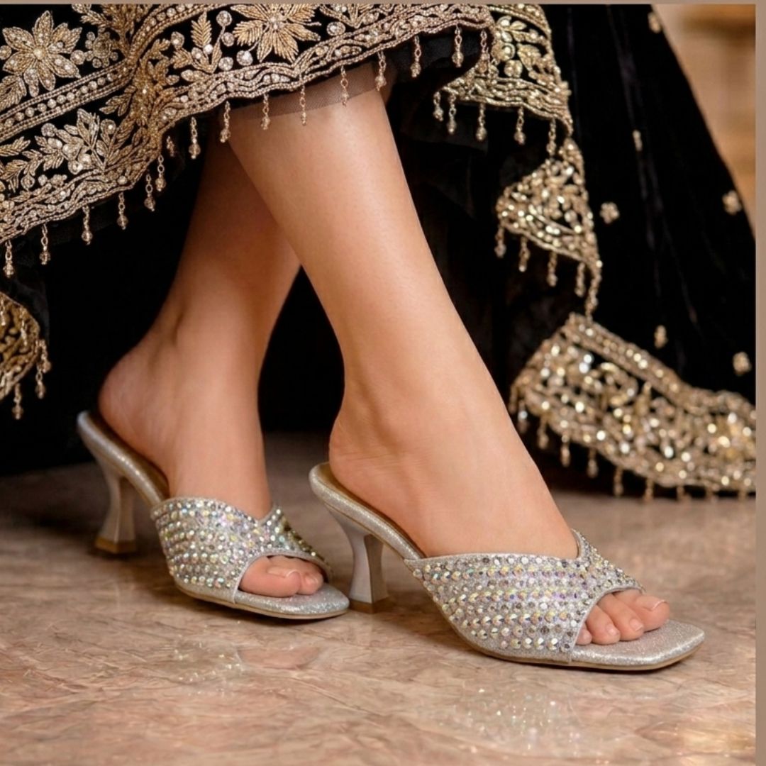 ELAN Heels