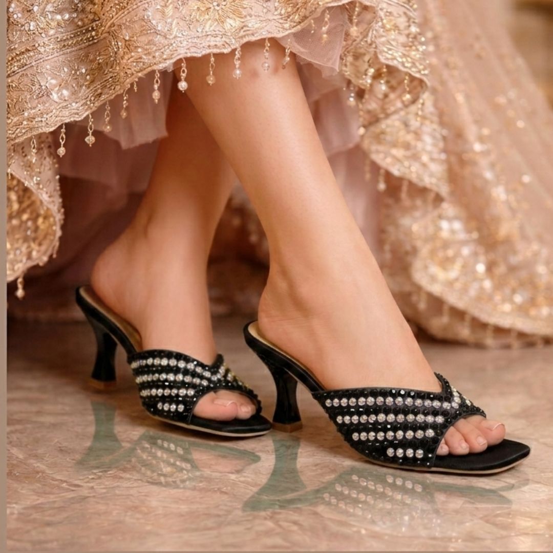ELAN Heels