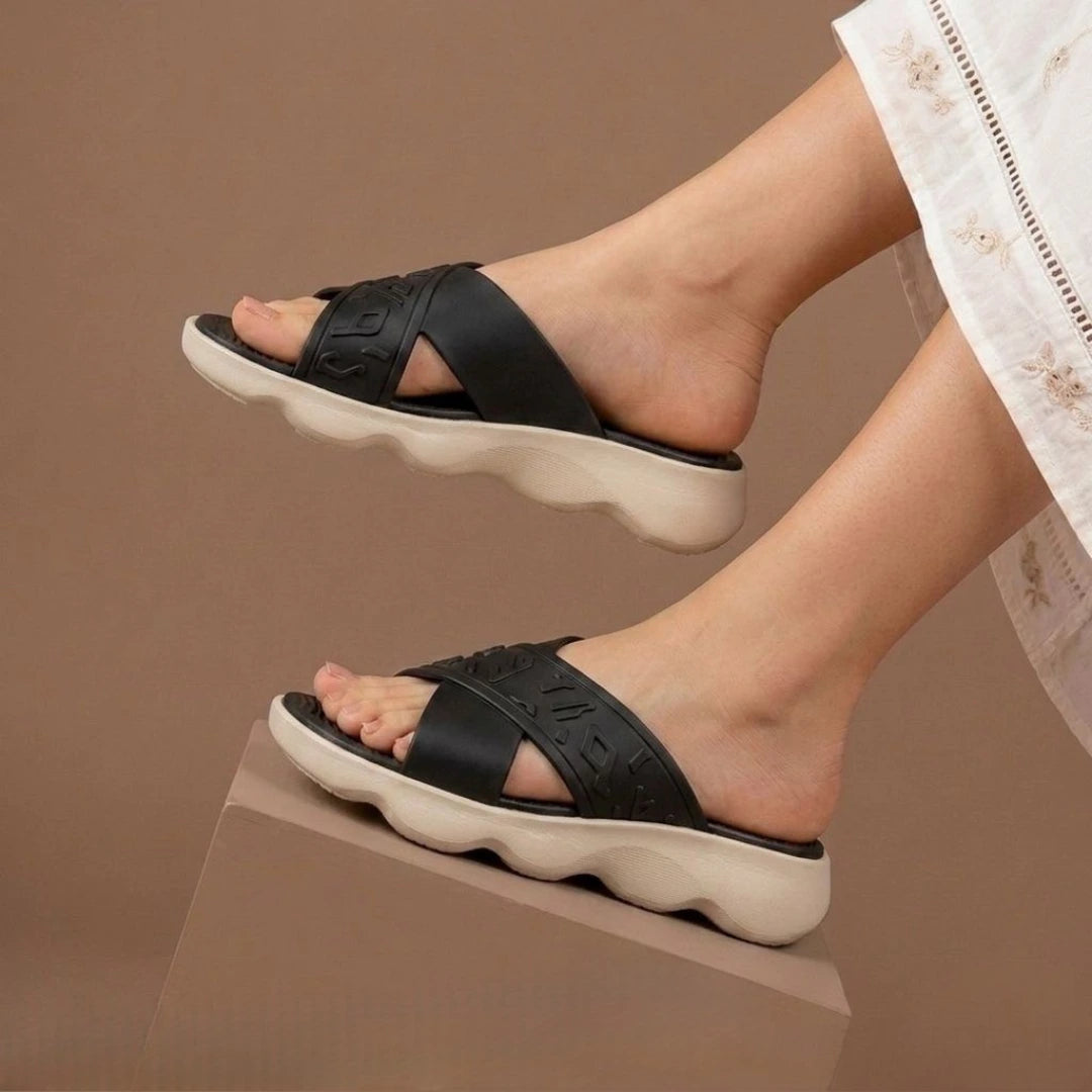 Alayna Fashion | Bold Metallic Chain Chunky Platform Slides